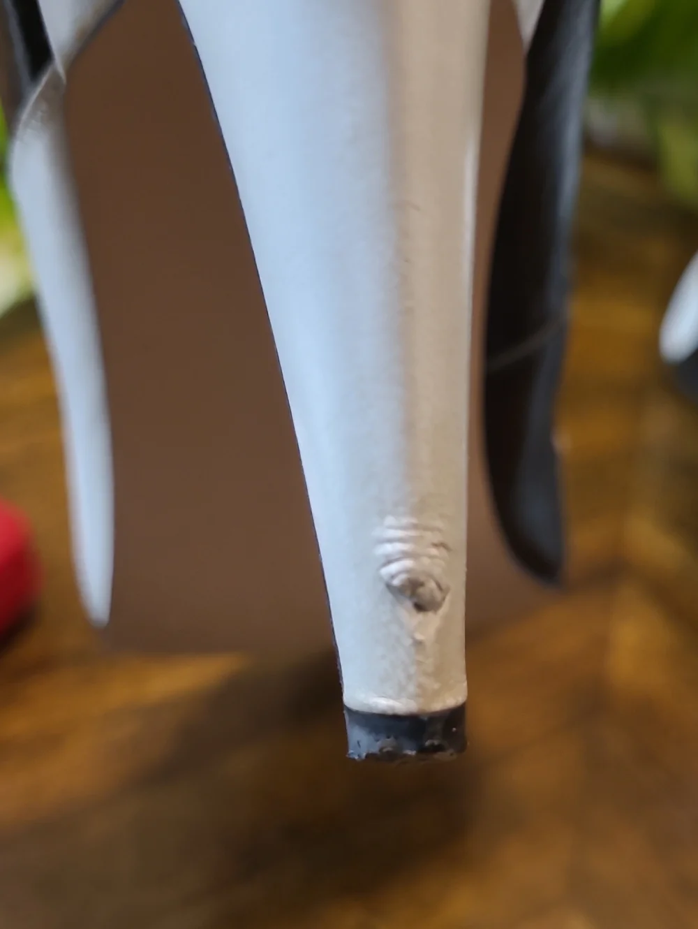Vtg CinCin Two-Tone Black & White Pointed-Toe Pumps